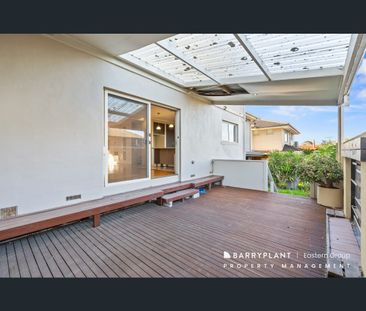 34 Rooney St, Templestowe Lower, Vic 3107 - Photo 2