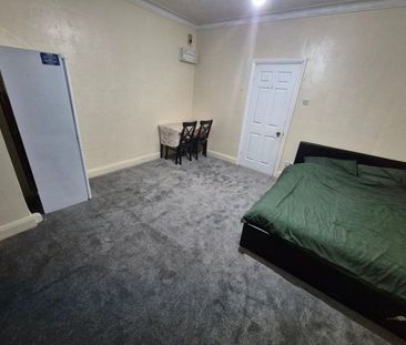 Studio Flat, Station Road, HA2 - Photo 6