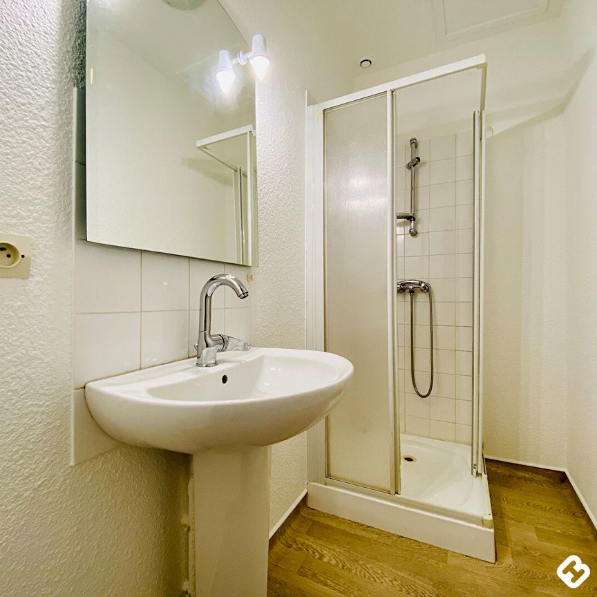 Location Appartement 2 pièces 40m² ROANNE 42300 - Photo 1