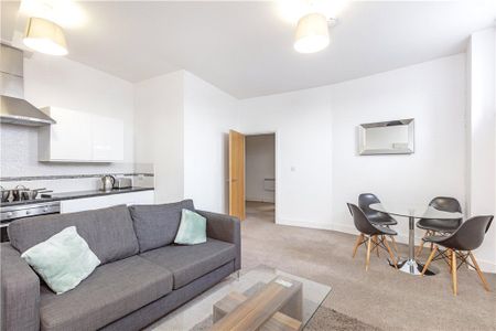 Warple Way, Acton, W3 0BD - Photo 3