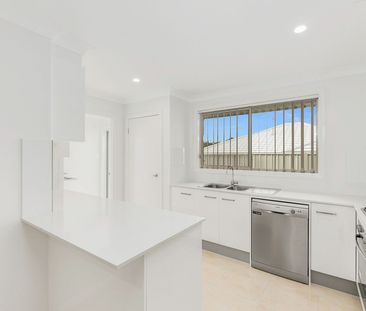 Low Maintenance Villa - Photo 3