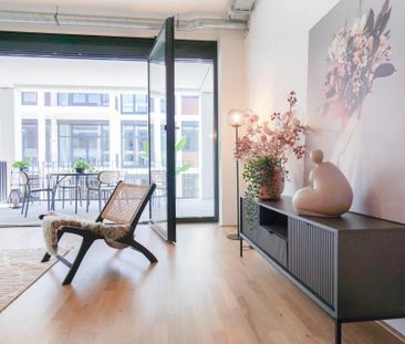 2-Zimmer-Loftwohnung mit großem Balkon in alter Zigarettenfabrik - Foto 1