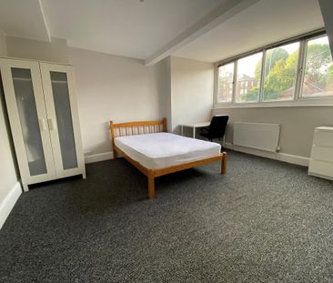 8 bedroom house share to rent - Photo 2