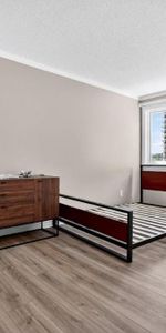 Available now, Golden Square Mile, 2 bdr condo, McGill University - Photo 4