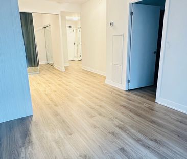 For Lease - 430 Square One Drive Unit# 1009, Mississauga, Ontario - Photo 1