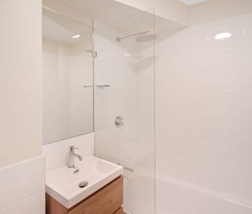 Beautiful one-bedroom unit in Paddington - Photo 6