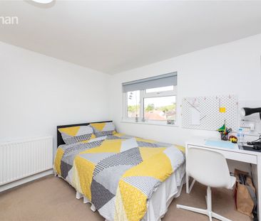 5 bedroom semi-detached house to rent - Photo 2