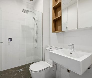 Contemporary Bayside Living with Space, Style & Convenience - Photo 2