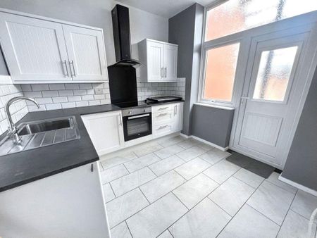 2 bed apartment to rent in NE30 - Photo 4