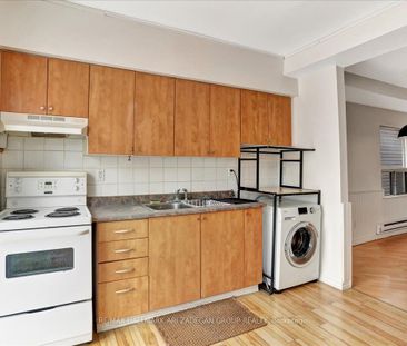 For Lease - 138 Booth Avenue Unit# Upper Fl, Toronto, Ontario - Photo 2