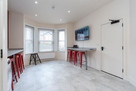 En-Suite Room 2, Malmesbury Road, Shirley, Southampton SO15 - Photo 3