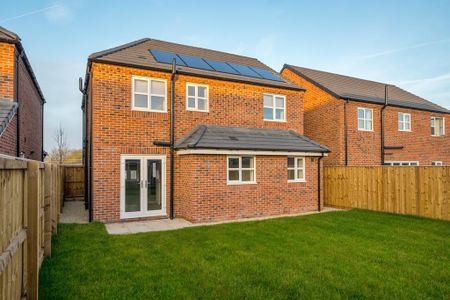 4 bedroom detached house to rent - Photo 4