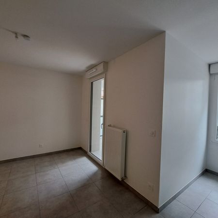 Location Appartement 1 pièce 29m² THONON LES BAINS 74200 - Photo 4