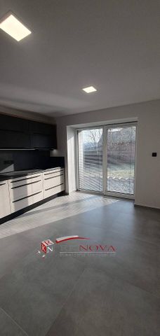 Pronájem domu 190 m² s pozemkem 1 978 m² - Photo 3