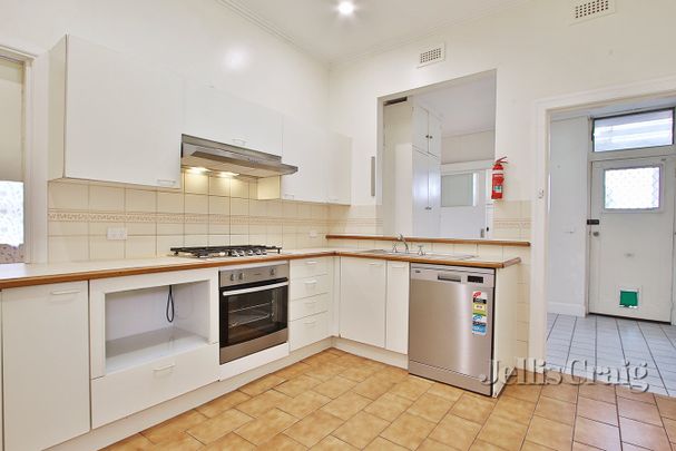 80 Parer Street, Burwood - Photo 1