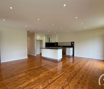 Modern 3-Bedroom Home in Prime Fairfield West Location&excl; - Photo 5