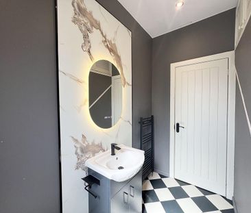 2 bedroom terraced house to rent - Photo 2