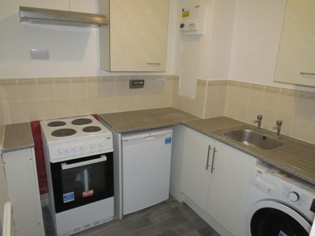 Orton Goldhay - Photo 2