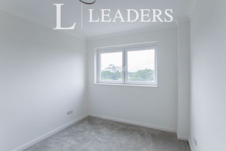 2 bedroom apartment to rent Craghead, 77 Manor Road, Bournemouth, BH1 - Photo 4