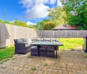 4 bedroom detached house to rent - Photo 1