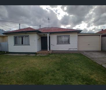 51 View Street, St Albans, Vic 3021 - Photo 1