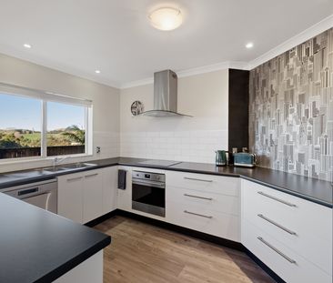 19 Tuscany Place, Ohauiti - Photo 2