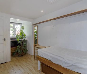 3 bedroom link detached house to rent - Photo 2