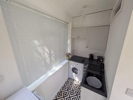 1 bedroom flat to rent - Photo 1