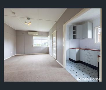 Two bedroom home in West Bathurst - Available 19/12/25 !!! - Photo 1