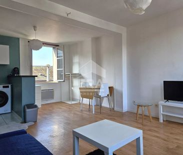 Grand studio meublé dans une rue calme au centre de Rouen - Photo 4