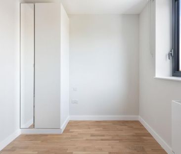 Flat to rent - Photo 1