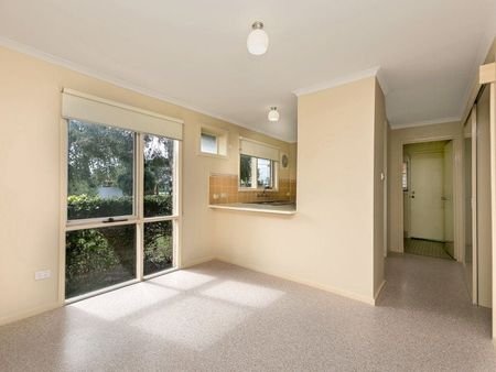 12 Seeger Drive, Morphett Vale - Photo 4