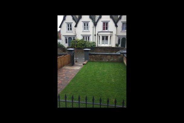 3 Bed Terraced House, Newstead Grove, NG1 - Photo 1