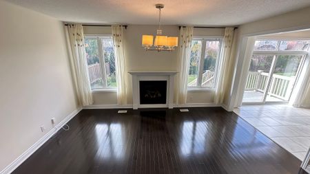 For Lease - 152 Rothbury Road, Richmond Hill, Ontario - Photo 4