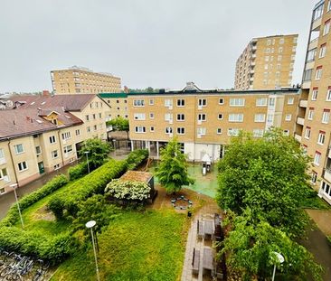 Västra Åsgatan 17 - Foto 1