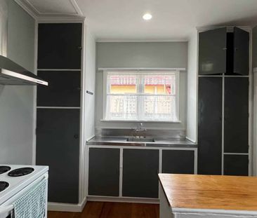 Epuni 2 Bedrooms - Photo 3