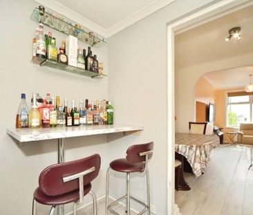 2 Bed Terraced House, Lamerock Road, BR1 - Photo 3
