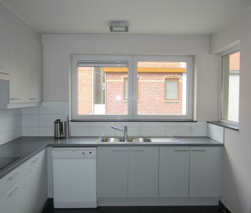 Mooi en ruim appartement van 97m2 met 2 terrassen van 11m2, garage ... - Photo 4