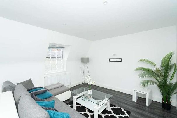 High Street, Wd, Watford, WD17 - Photo 1