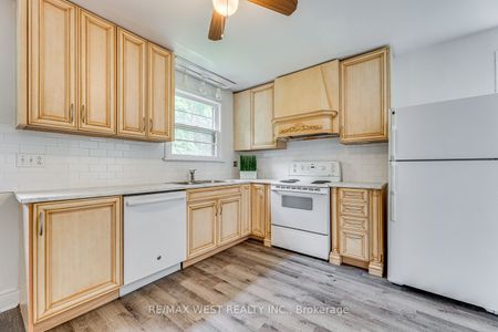 For Lease - 211 King Street, Caledon, Ontario - Photo 5