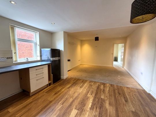 1 bedroom flat to let - Photo 1