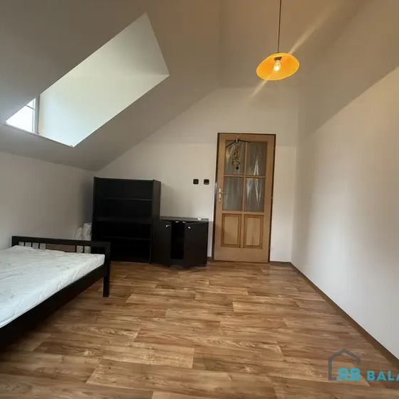 Pronájem bytu 3+1 (114 m - Fotografie 1