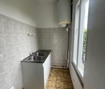 Location Appartement 1 pièce 25m² LE BLANC MESNIL 93150 - Photo 3