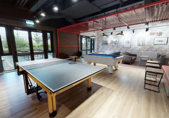 Gold En Suite - Photo 1