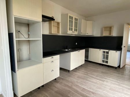 Location appartement 3 pièces, 60.00m², Ballancourt-sur-Essonne - Photo 3