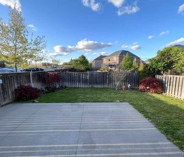 For Lease - 2109 Grand Oak Trail, Oakville, Ontario - Photo 3