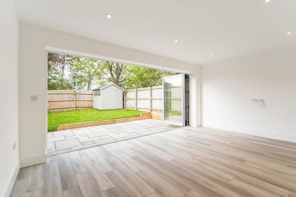 3 bedroom detached house to rent - Photo 1