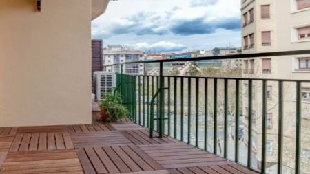 Room in a shared 4-bedroom apartment for rent in la Nova Esquerra de l'Eixample, bills included - Photo 5