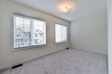 For Lease - 104 Frederick Wilson Avenue, Markham, Ontario - Photo 3