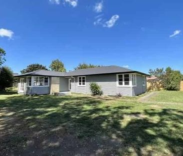 Family-Friendly 3-Bedroom Home Close to Schools - Photo 4